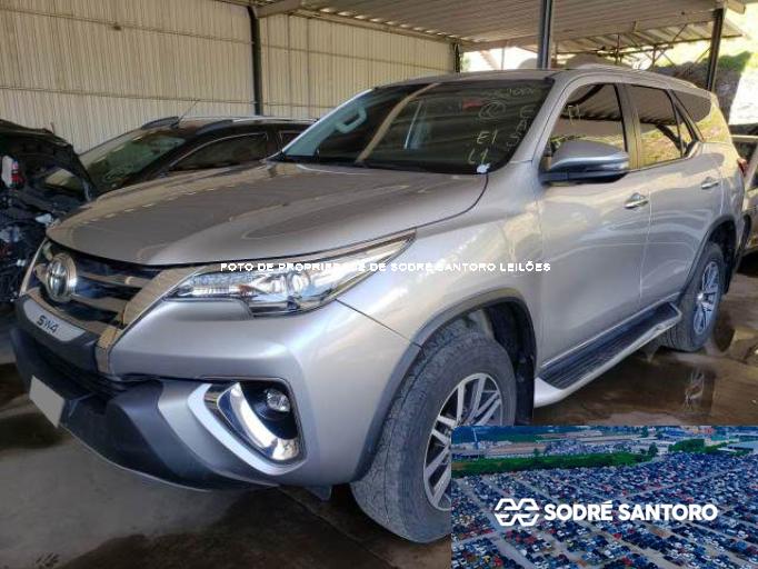 TOYOTA HILUX SW4 17/18